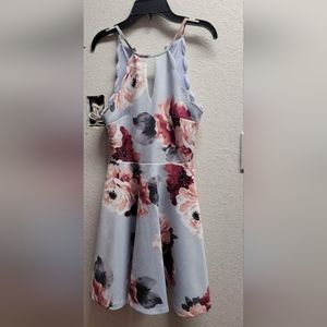 Junior women's size 3 blue floral halter dress